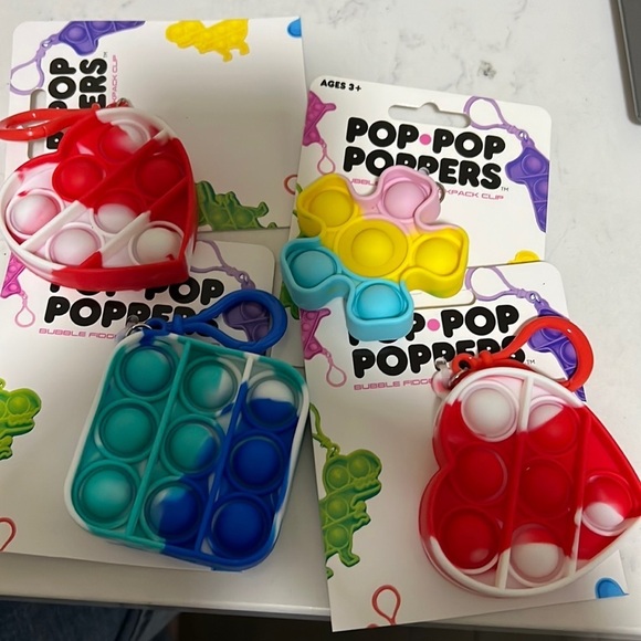 Pop poppers backpack clip - Picture 1 of 4